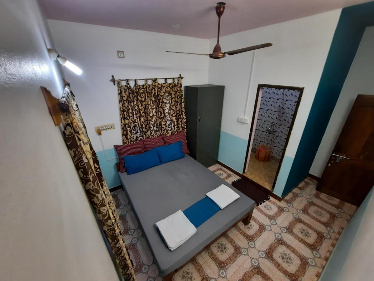 Unearth Hostel Ауровиль Экстерьер фото